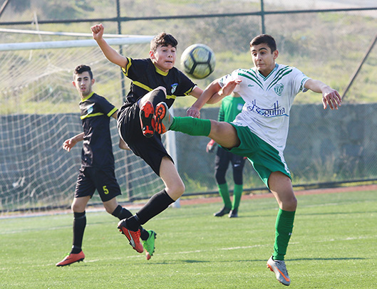 U-15 B Ligi Şampiyonu Arnavutköy Belediye Spor