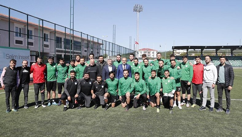 A.Haşim Baltacı Play Off Öncesi Futbol Takımımıza Ziyarette Bulundu 