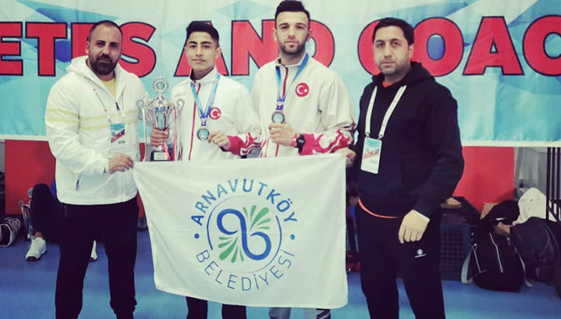 Antalya'da Zafer Şimşek Altın, Şahin Polat Bronz Madalya Aldı