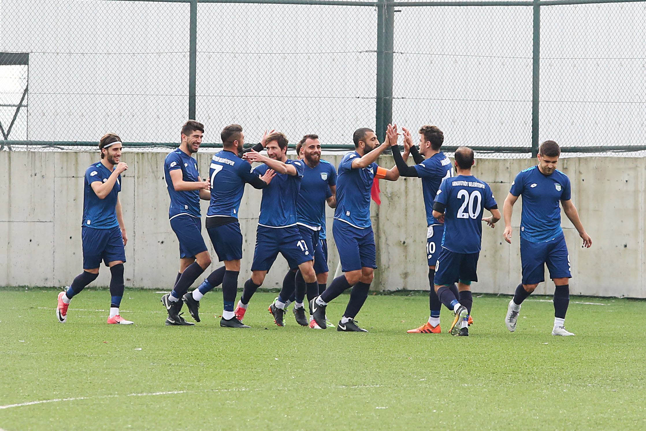 Arnavutköy Belediye Spor "Yedi" Bitirdi