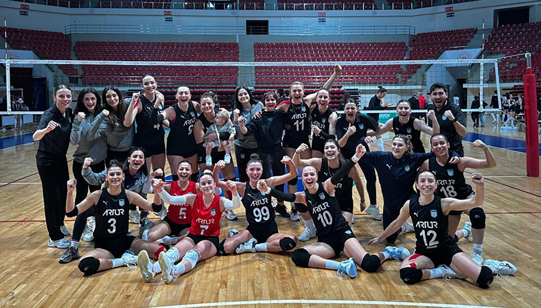 Arnavutköy'ün Sultanları Yarı Finalde 