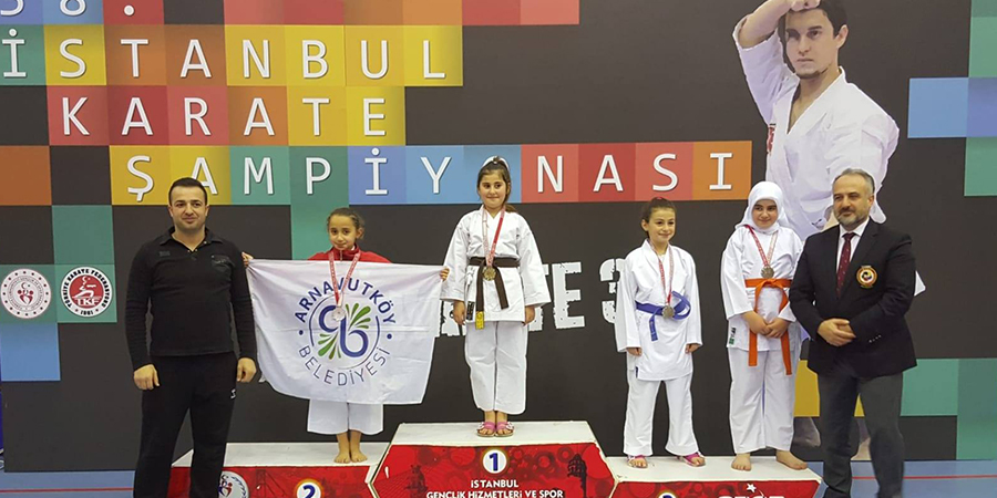 Karate Sporcularımızdan 5 Final Geldi