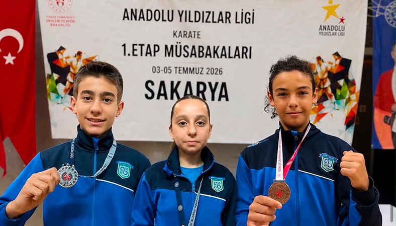 Karatecilerimiz Sakarya'dan Madalya İle Döndü