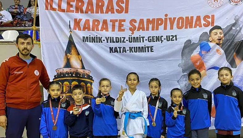 Karatecilerimizden 10 Madalya 