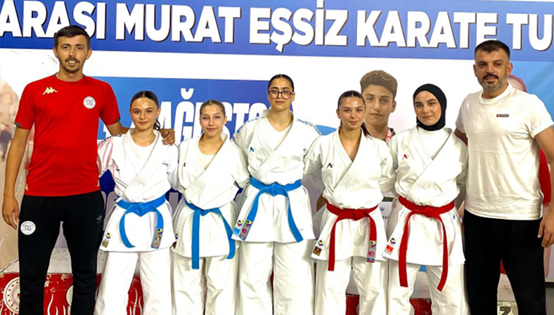 Karatecilerimizden Manisa'da 5 Madalya 