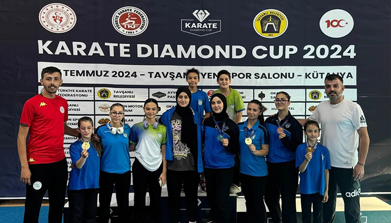 Kütahya Dıamond Cup Turnuvasında Karatecilerimizden 6 Madalya